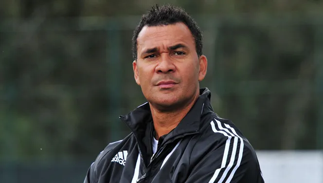 Gullit assume son choix