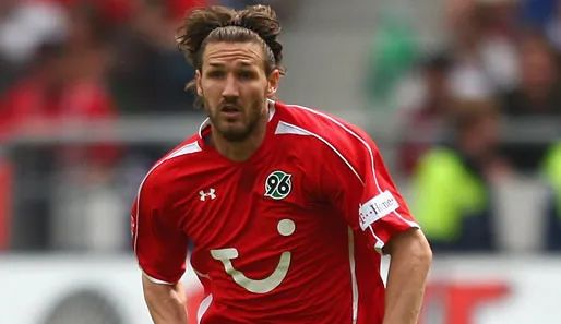 Joueur contre voitures