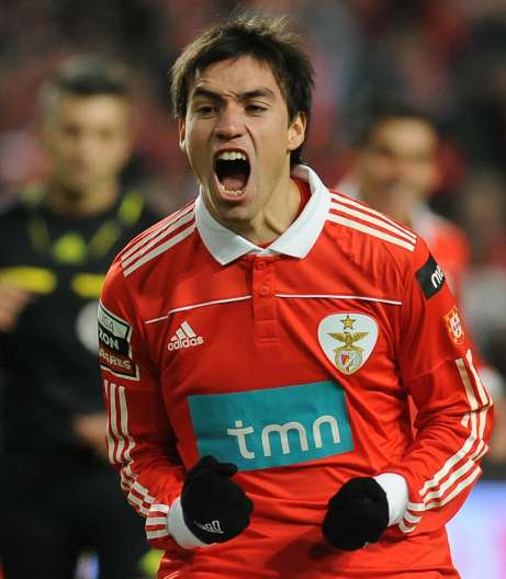 Benfica suit la cadence