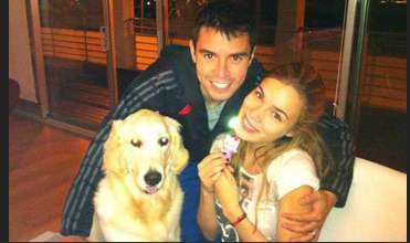 Photo : Saviola, sa copine et son chien