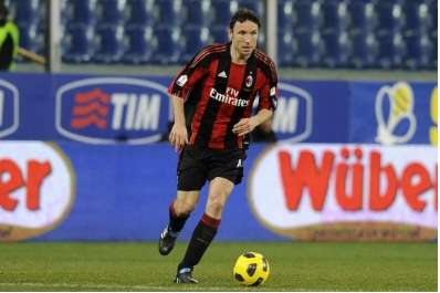 Van Bommel : «<span style="font-size:50%">&nbsp;</span>Cassano est fou<span style="font-size:50%">&nbsp;</span>»