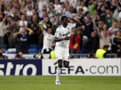 Adebayor aime tout le monde