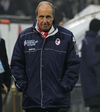 Salaires en retard à Bari