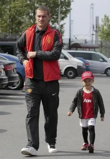 Photo: Luka Vidic avec son père