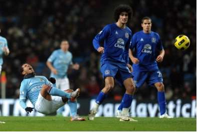 Papa Fellaini doit se taire