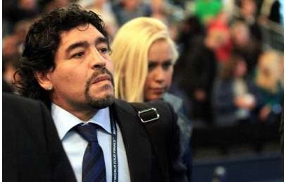 Grozny accueille Maradona et Barthez