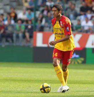 Varane courtisé outre-Manche