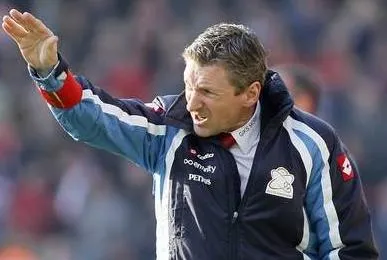 Un coach espionné par son club