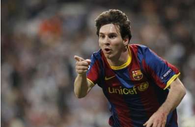 Rivaldo et Belletti applaudissent Messi