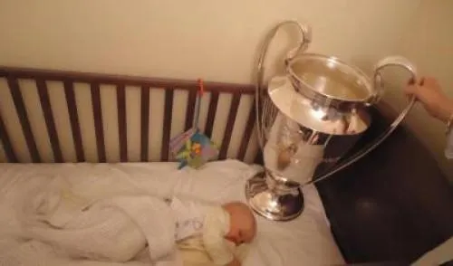 Il dort avec la Champions League