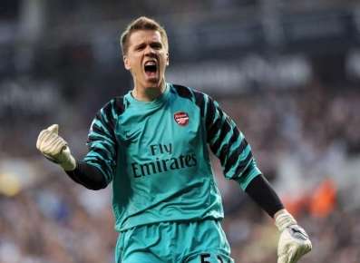 Szczesny derrière Wenger