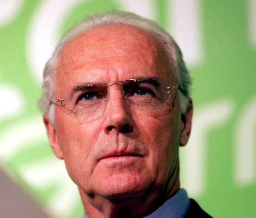 Beckenbauer attaqué par une ONG