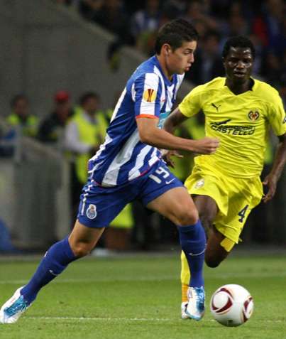 James prolonge à Porto