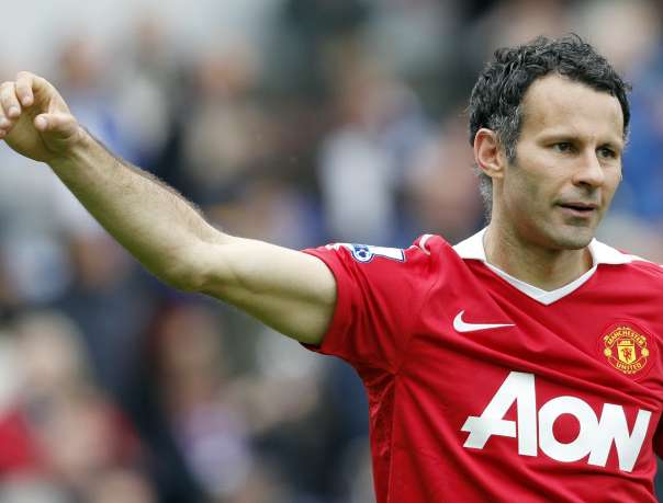 Ryan Giggs contre-attaque