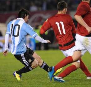 Notes : Argentine – Albanie (4-0)