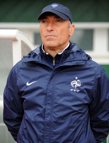 «Les jeunes sont exploités !»