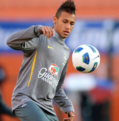 Neymar et son livre d&rsquo;espagnol