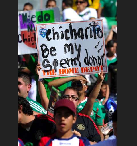 Photo : Chicharito très demandé
