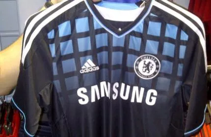 Photo : le nouveau maillot extérieur de Chelsea