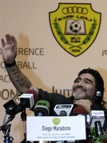 Maradona s&rsquo;en prend à la FIFA