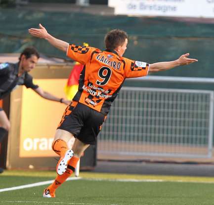 Gameiro refuse Valence… pour le PSG ?