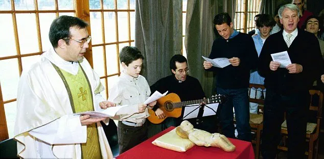 Photo: Iniesta, enfant de choeur