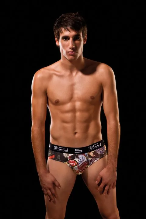 Photo : Javi Martinez en slip