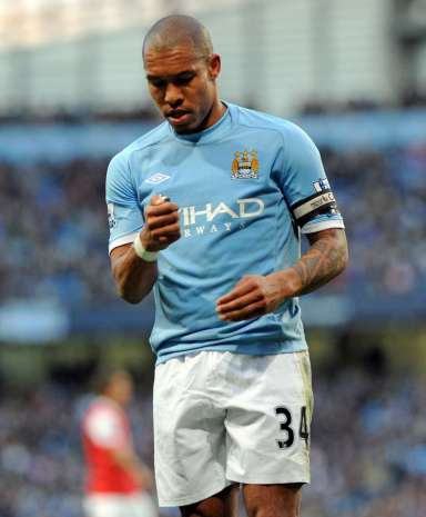 De Jong avertit (aussi) Balotelli