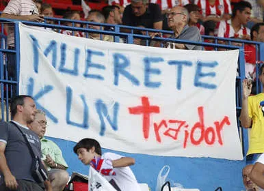 Photo : Agüero, mort au traître
