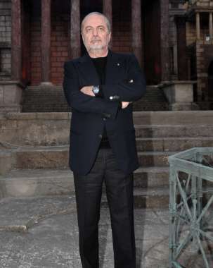 De Laurentiis gronde Lavezzi
