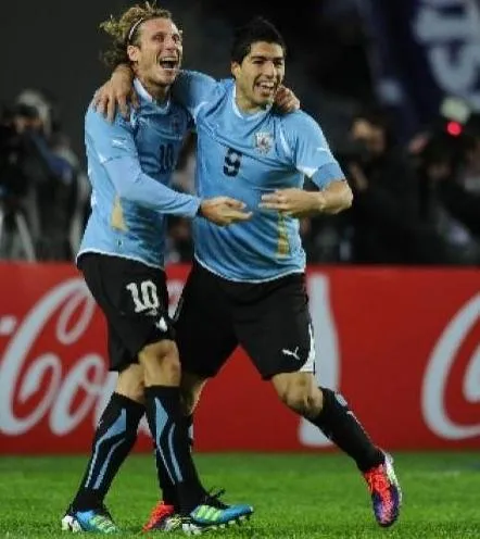 Luis Suarez frappe deux fois