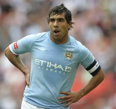 Tevez: les Corinthians se retirent