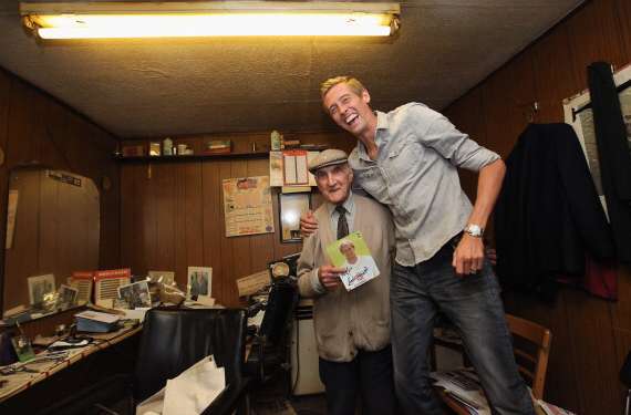 Photo : Peter Crouch chez le barbier