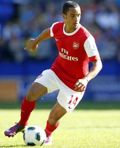 Walcott critique Capello