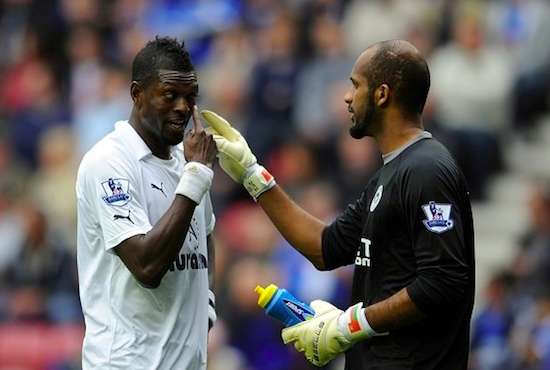 Photo : L&rsquo;oeil d&rsquo;Adebayor