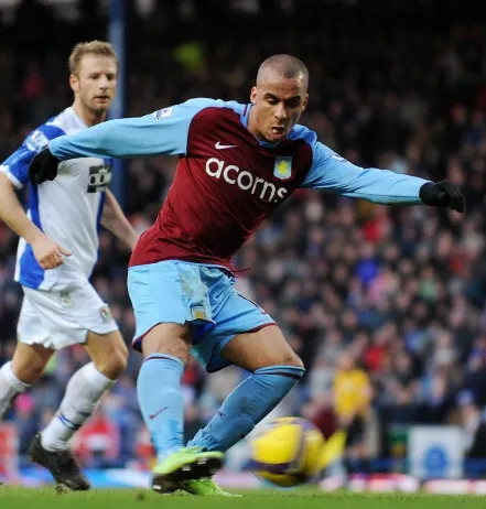 Agbonlahor comme CR7 ?
