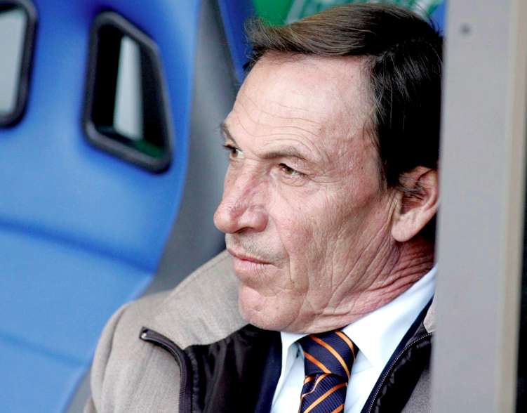 Zeman applaudit Naples