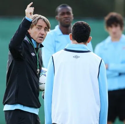 Face à face Tevez – Mancini