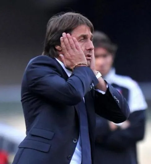 Antonio Conte et l’eau bénite