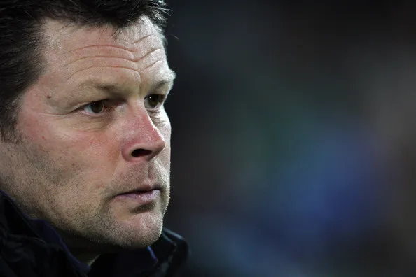 1100 euros d’amende par mot sur Facebook