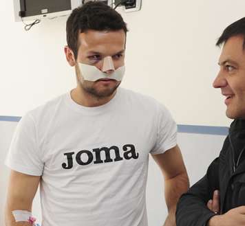 Photo : Ujkani a pris cher