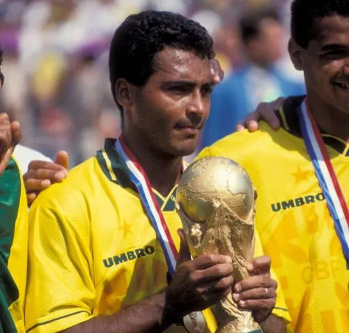 Romario : «J&rsquo;ai fait plus que Maradona»