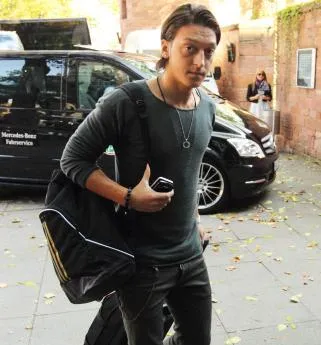 Zidane soutient Özil