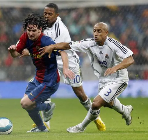 R. Carlos croit en Messi à l’Anzhi