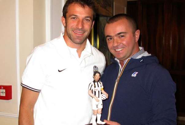 Photo : La statuette de Del Piero