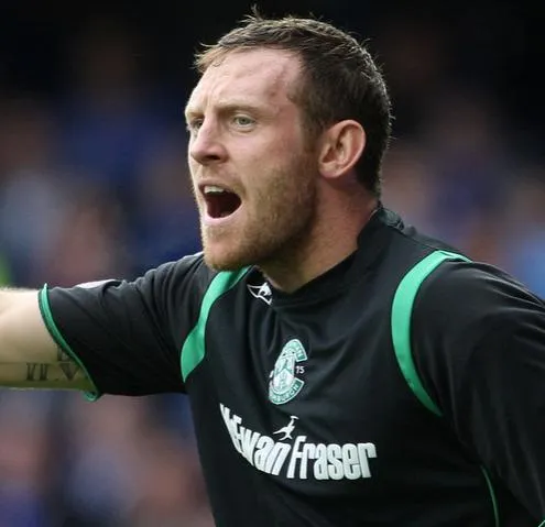 Le gardien d’Hibernian arrêté