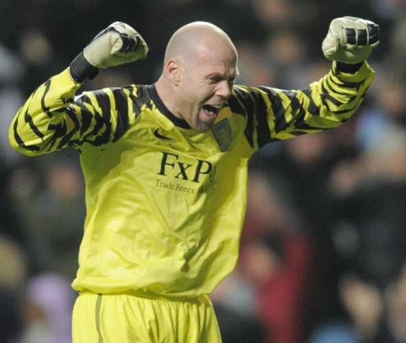 Brad Friedel, prof de yoga