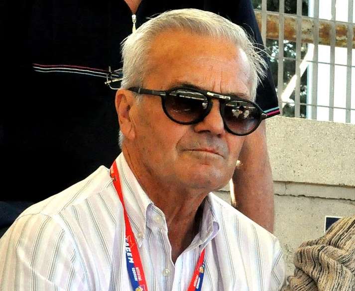 Début gagnant pour Gigi Simoni