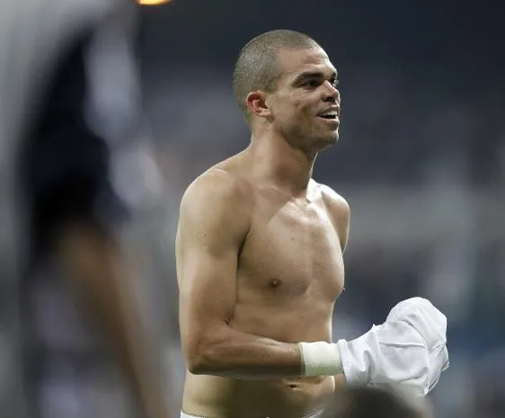 Pepe dans la meilleure défense du Real