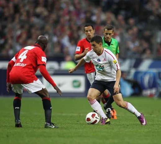 Paris ne lâche pas Hazard